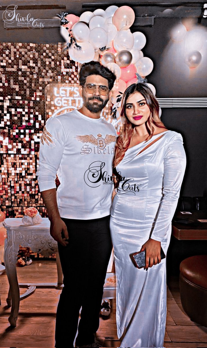 shivla_cuts's tweet photo. THEMMMMM 🤧😭💕!!! Edited 🥺✨ bcz I love this ! I don't have patience to wait !🥺 Twinning them! 🥺💕! LOVE THEM!🤍

#ShivaniNarayanan #BalajiMurugadoss𓃵 #BalajiMurugadoss #BiggBossTamil #Biggbossultimate #Shiji #ShivaniBala #HappyBirthdayShivani #HappyBirthdayShivaniNarayanan https://t.co/PQ4tk6KjQo