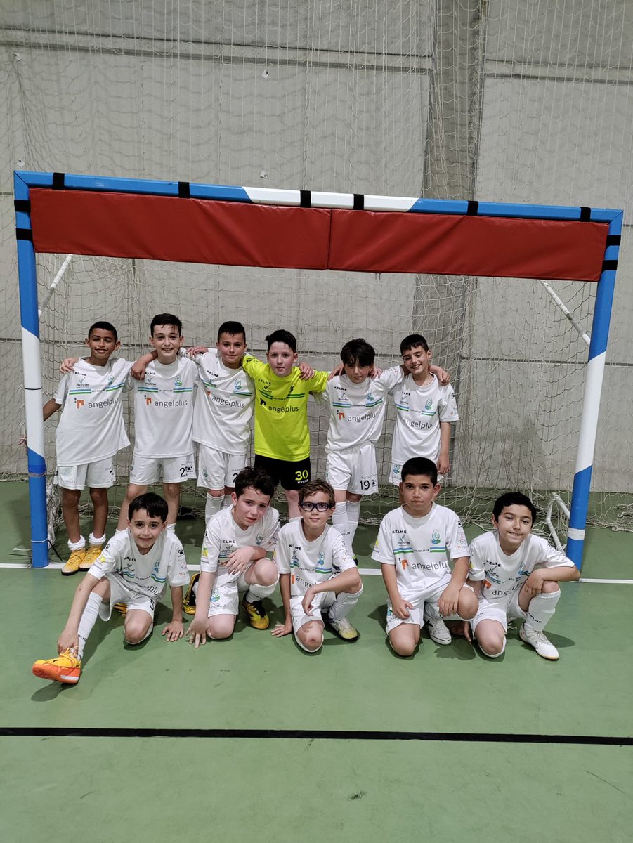 CFS_Pinatar's tweet image. 👦🏻 BASES 🔵🟢

👦🏻 Benjamín DH - @JimbeeCartagena 5️⃣ 4️⃣ #AngelPlus CFS Pinatar
  
📰✍️ Gran partido de los niños. Siguen mostrando un juego combinativo y una gran actitud, llegando a igualar un 2-0 y un 4-2. Al final, encajamos el gol de la derrota.

#GoPinatar #CFSFactory 💙⚽️💚