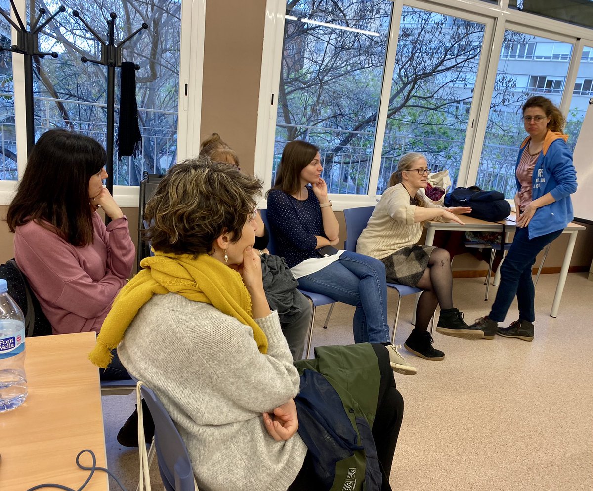 montsegonz253's tweet photo. 💡Creativitat i 🎨Art no sempre van associats. Fomentem la creativitat a l’escola i transformem-la
a través l’Art! 👩🏽‍🎨
5️⃣Experiència d’aprenentatge a través de l’Art amb @CreartOng 
@cesirecat @Ester_Forne 
T’apuntes a la sisena❓
👉🏻 https://t.co/dnjicxdeV4 https://t.co/YArAV4veIx