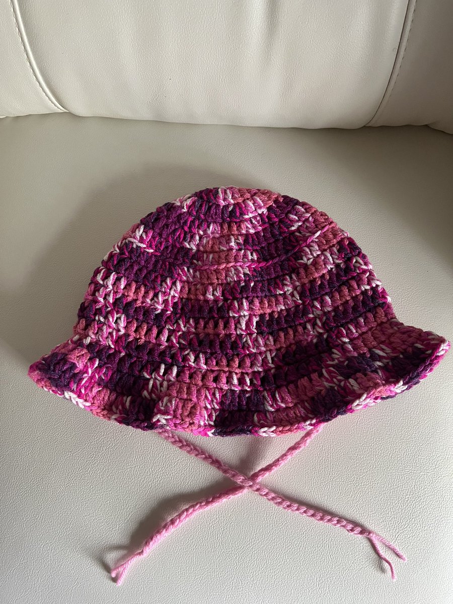 another bucket hat 100% handmade by me