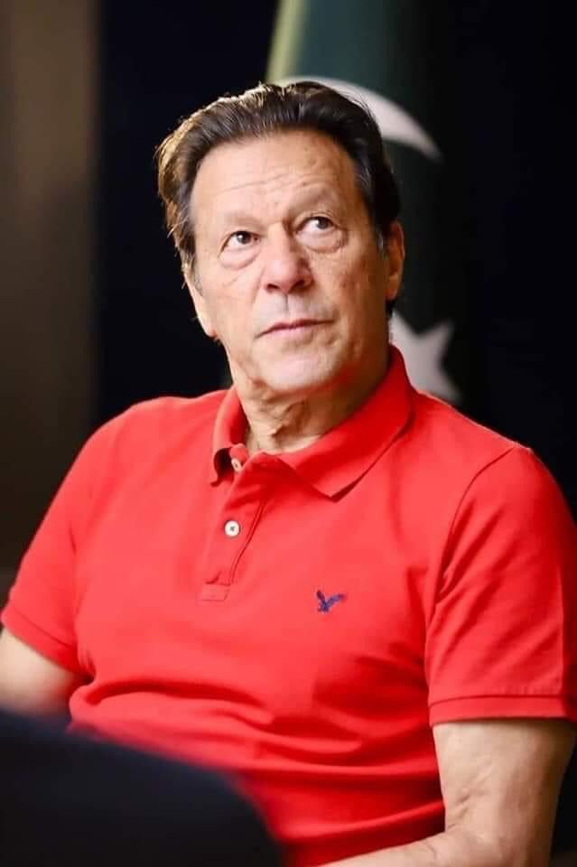 دنیا کا کوئی بھی نظام یا آئین لے آئیں اور اُس پر زرداری اور نواز شریف کو بٹھا دیں وہ تباہ ہو جائے گا۔ چئیرمن عمران خان
#PodcastWithIK
#امپورٹڈ__حکومت__نامنظور