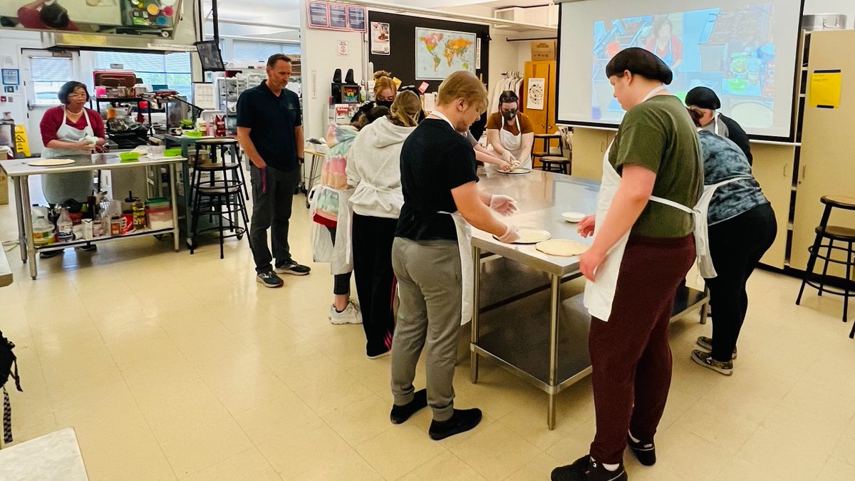 Shout outs to Chef Hara and Mr. Mathios for making this happen: the Culinary 2 students taught the Vocation Rotation students how to make pizza from scratch. Teaching and teamworking like the superstars they are! 🍕
#TeacherAppreciationWeek2022