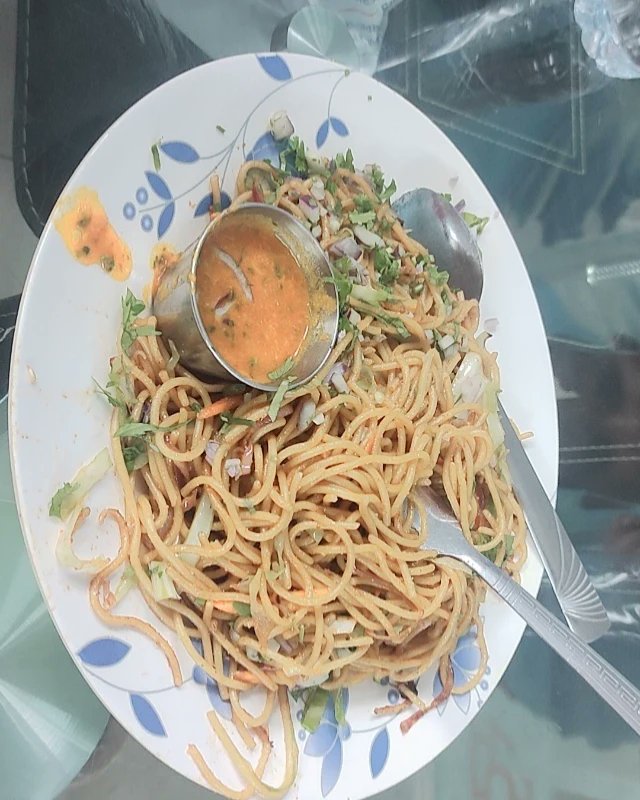 askshashikumar's tweet photo. Just general life update.., hungry again..!! #Hungary https://t.co/mc8NQvSomY