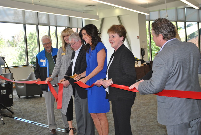 ssprd's tweet photo. We're celebrating the 5 year anniversary of South Suburban taking over Douglas County Libraries' former Lone Tree branch to create the Lone Tree Hub on this #ThrowbackThursday! 🎉 

What are your favorite memories from the Hub? Reply and let us know! 👍 #TBT #LoneTreeHub https://t.co/DebsDkAdUO