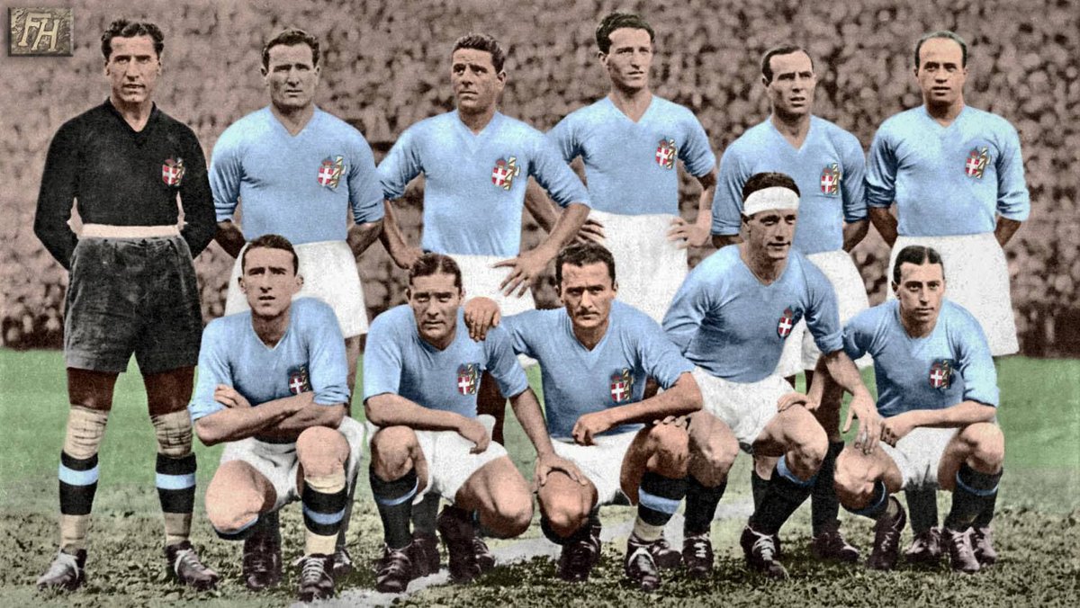 CopaLendas's tweet photo. Gianpiero Combi, Itália 🇮🇹.
Copa do Mundo de 1934, Itália.
Campeão Mundial.
3 gols sofridos, 5 jogos.
#combi #italia #worldcup1934 #copa1934 #fifa #campione #leggenda #uomodigomma #azzurri #nazionale #squadraazzurra #figc #ita #vecchiostadioflaminio #julesrimet #qatar2022 https://t.co/vAnIQVDgsY