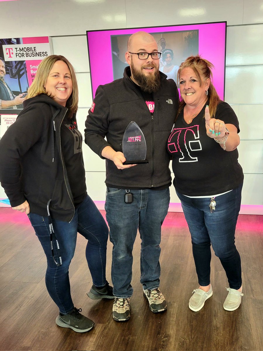 Congratulations Joe for #1 Mobile Expert January 2022! Let's GO!🔥💪 #NEELITE <a href="/Awais1Saeed/">Awais saeed</a> <a href="/ScotOrlowski/">Scot Orlowski</a>