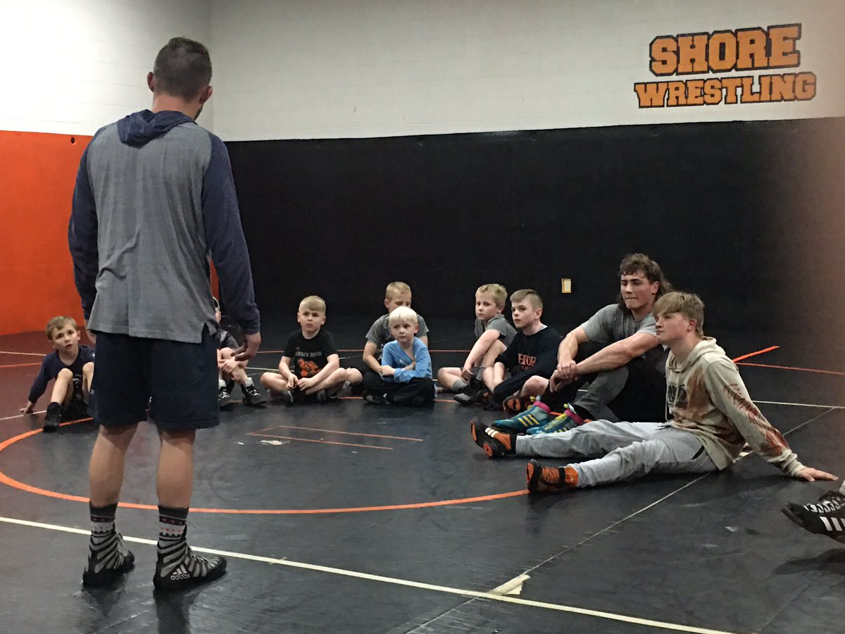 ShoreJh's tweet photo. Always working! Off season workouts are the best! If you want success, you find it when others rest! Wednesdays and Fridays! #ShoreWrestling #EveryLevel https://t.co/CbCgWyJ54C