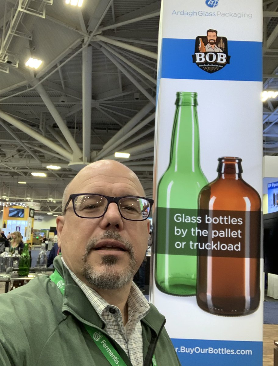 ScottDeFife's tweet photo. Excited to be at #CraftBrewersCon and visiting @OI_Glass @ArdaghGlass and @Saverglass showing off their best glass beer bottles! @ChooseGlass #betteringlass . https://t.co/MqR0ptyCpV