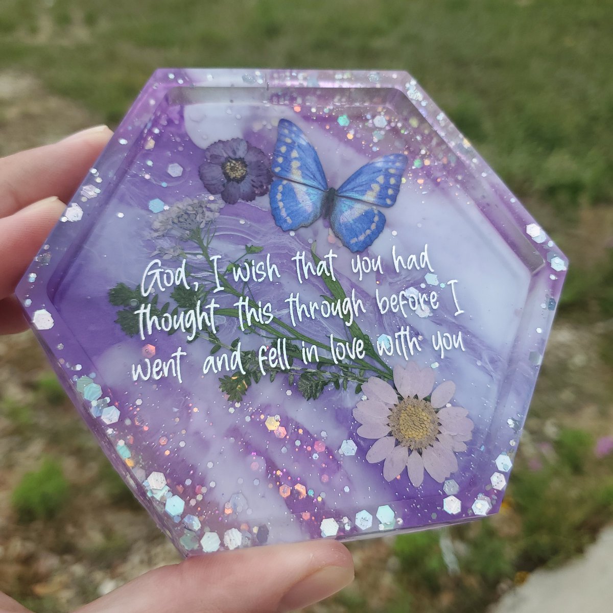 cabinsidecrafts's tweet photo. A few more coasters going up today!! 🌊🔮🌻 https://t.co/55p8X6H9wN