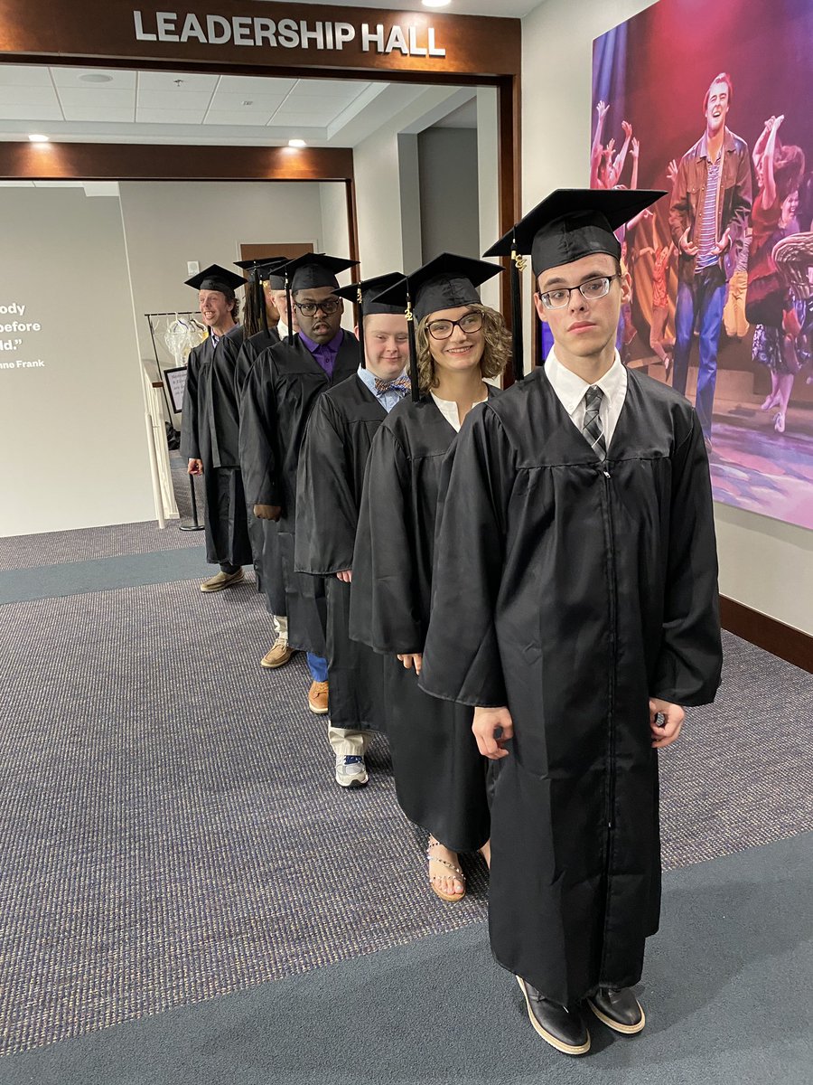 lipscomb's tweet photo. Celebrating @LipscombIDEAL 2022 GRADS!! We are sooo proud of you!! 💜💛 https://t.co/pU40QsdDoY