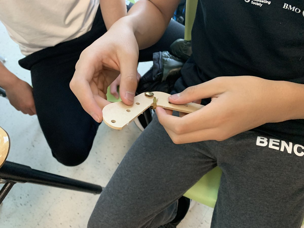 rolat's tweet photo. @StFXOCSB Innovation club for Ss by Ss #creativity #designthinking #games2play soon to be share with the 7&8 #community #ocsbBeCreative #ocsbBeCommunity https://t.co/qJB8rNV01m