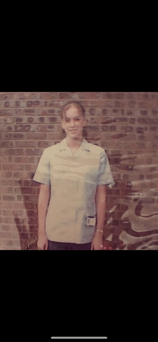 hels_c44's tweet photo. Happy #IDM2022 to all the fab midvies Iโve ever had the pleasure of working with over the last almost 20 years. Hereโs celebrating starting as a #studentmidwife to the challenges of working through covid #100YearsOfProgress https://t.co/JlRj1Qg5Wz