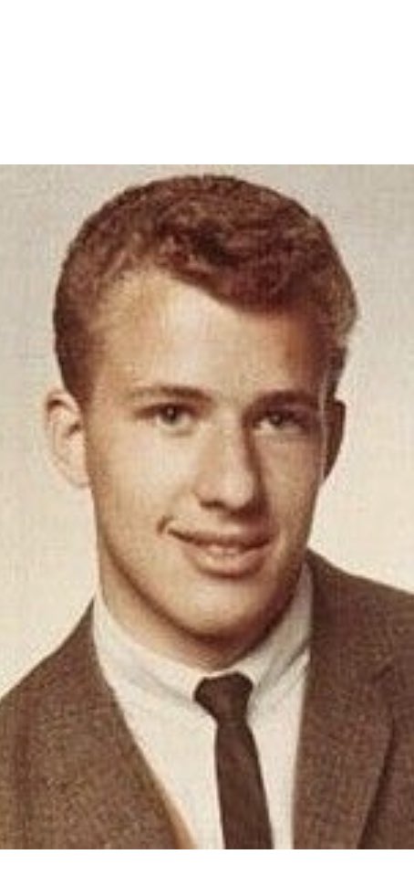 United States Army Corporal Donald Everett Lowe was killed in action on May 5, 1968 in Binh Dinh Province, South Vietnam. Donald was 21 years old and from Tacoma, Washington. 173rd Airborne Brigade, 50th Infantry, A Company. Remember Donald today. “Sky Soldier.” American Hero.🇺🇸