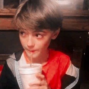 psionickiddo's tweet photo. ⠀⠀⠀⠀    ⠀⠀   
         ᅟ❛ wrιтe'ѕ  voιce:
ㅤㅤ   meu  personαgem  é  
ㅤㅤ   novo e precısα  de   
ㅤㅤ   ınᴛerαções. . .

ㅤㅤㅤ( ♡ )  :  pαrα  ınterαções  
ㅤㅤㅤlıvres.

ㅤㅤㅤ( ↺ )  :  pαrα mαıor αlcαnce 
ㅤㅤㅤdo  tɯeet. https://t.co/dWBjF6gd6a