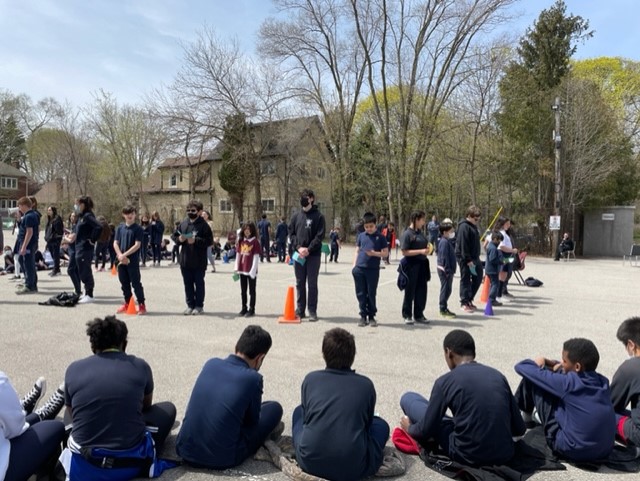 camaceschool's tweet photo. Praying the Living Rosary #CatholicEducationWeek @HWCDSB @HWCDSBFaith https://t.co/VjOnM9do2b