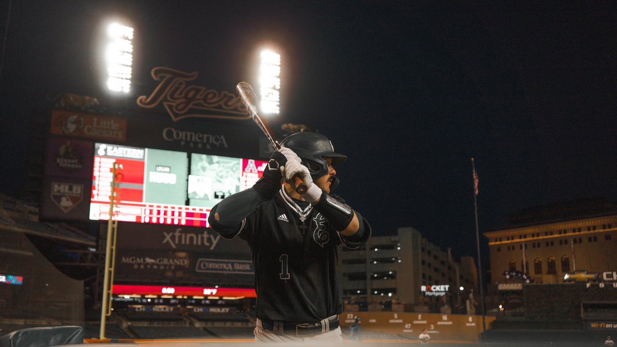 T A R ❕ Q tweet media