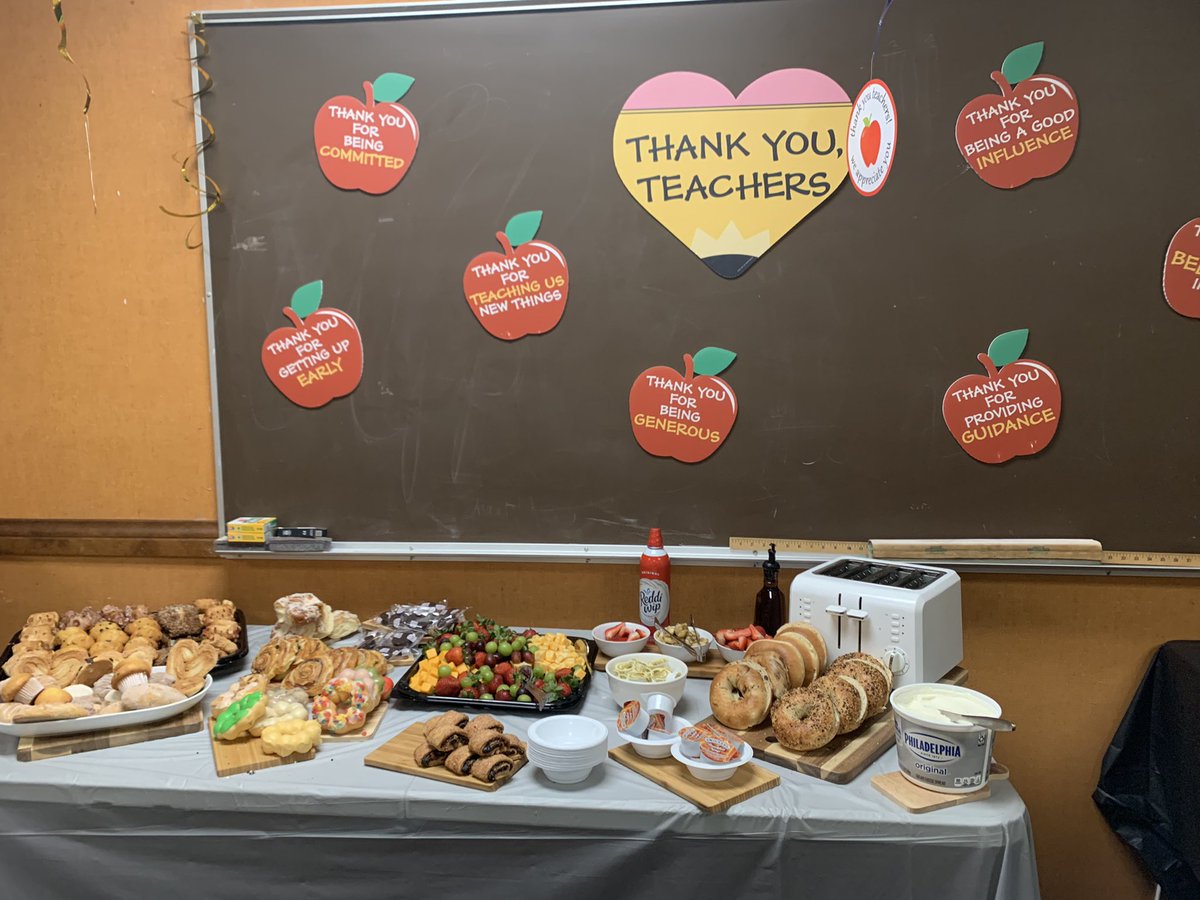 Miss_Kawamoto's tweet photo. Thank you to my @OswaltAcademy classified staff for the wonderful breakfast. My heart and tummy are full. @RowlandSchools @MrsDuldulao #wearerusd #oswaltshares https://t.co/cgzhf5p7IS