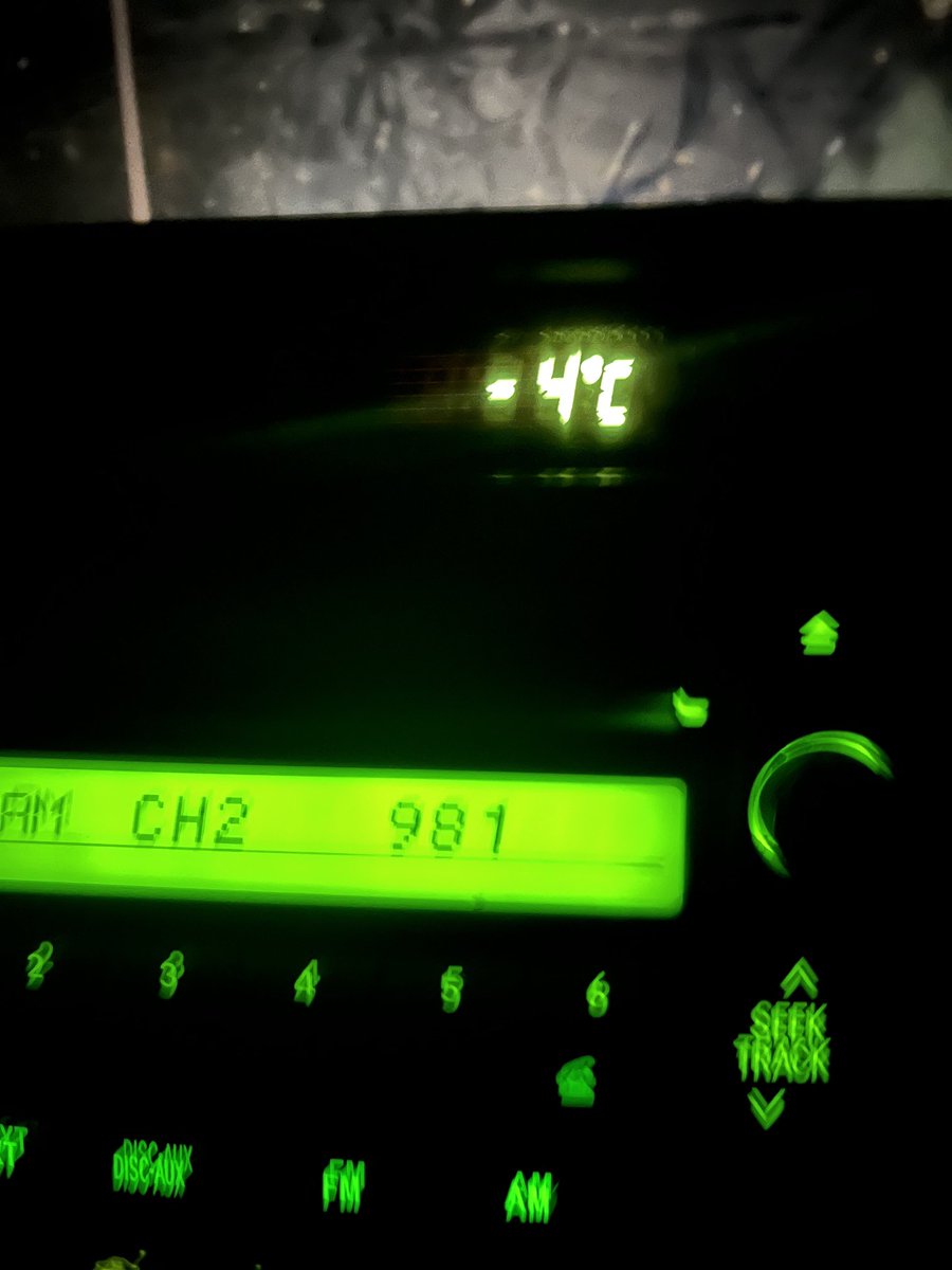 2Stacky's tweet image. Happy Friday #jackfrost