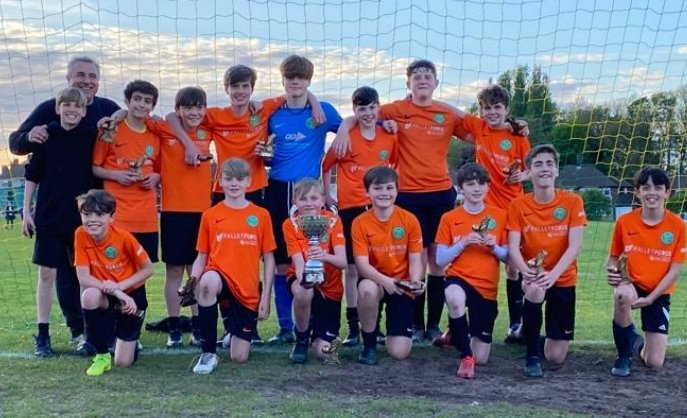 Marshalls13s's tweet photo. Absolutely made up to win the David Berry Cup in @BVDJFLfixtures - massive respect to our opponents @SouthLpoolU13 who pushed us all the way in a very tense game decided on pens - fantastic way to cap off our 1st year in a boss league and thanks to BVL Committee for all your work https://t.co/Rfnx86LSlv