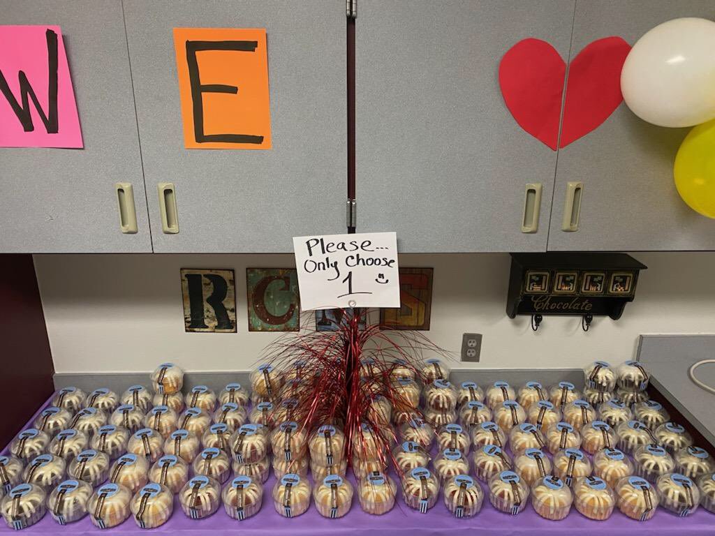 crownover_pta's tweet photo. Taking care of our awesome teachers this week! Tacos and Bundt cakes! 🌮😁

THANK YOU parents for the donations! https://t.co/2KlciKkegb