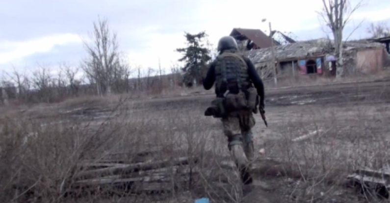 milesboard's tweet photo. #ZeroPosition  Review: Ghostly #Images From a #Ukraine #War Front 

#Ukraine #UkraineWar #UkraineRussianWar   

https://t.co/55yN7ztTEH https://t.co/VYDr7ee5Fz