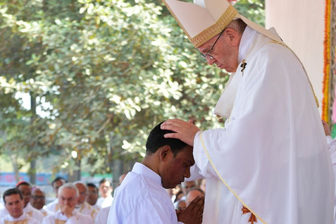 CatholicCoast's tweet photo. Pope Francis says ‘Church must become increasingly synodal’ in World Day of Prayer for Vocations message https://t.co/pyIUKhKUDU https://t.co/wd2ooV39Rj