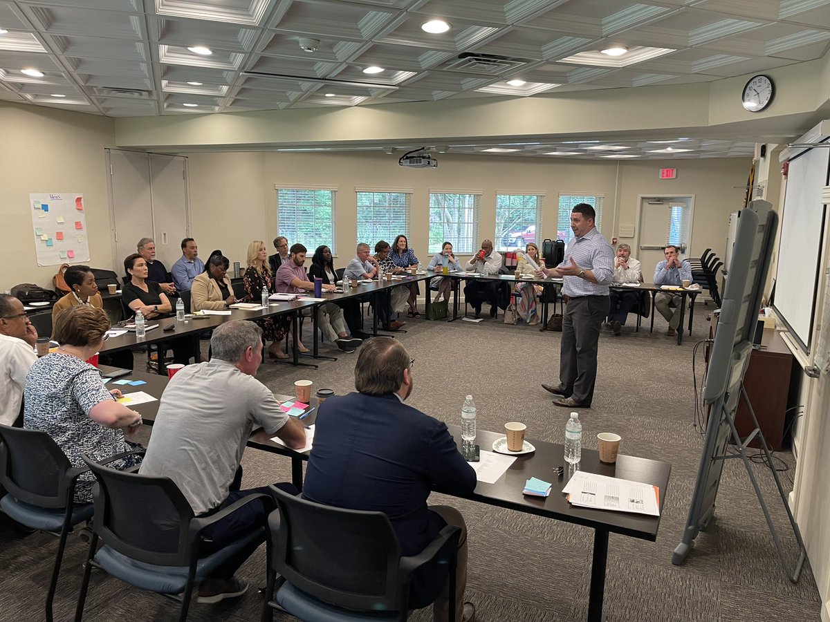 1000_feathers's tweet photo. On the road again….🎵

Great two days in Savannah with @unionmissioninc and Charleston with @One80Place. Two great organizations changing lives in their respective communities. https://t.co/pq6HwTCeP4