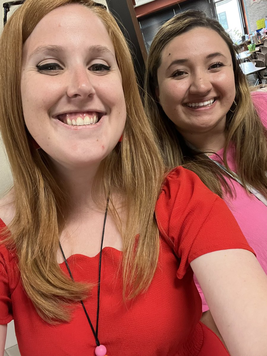 #MJEjags #JAGSney #TEALdedum found out Alejandra did choir in high school!