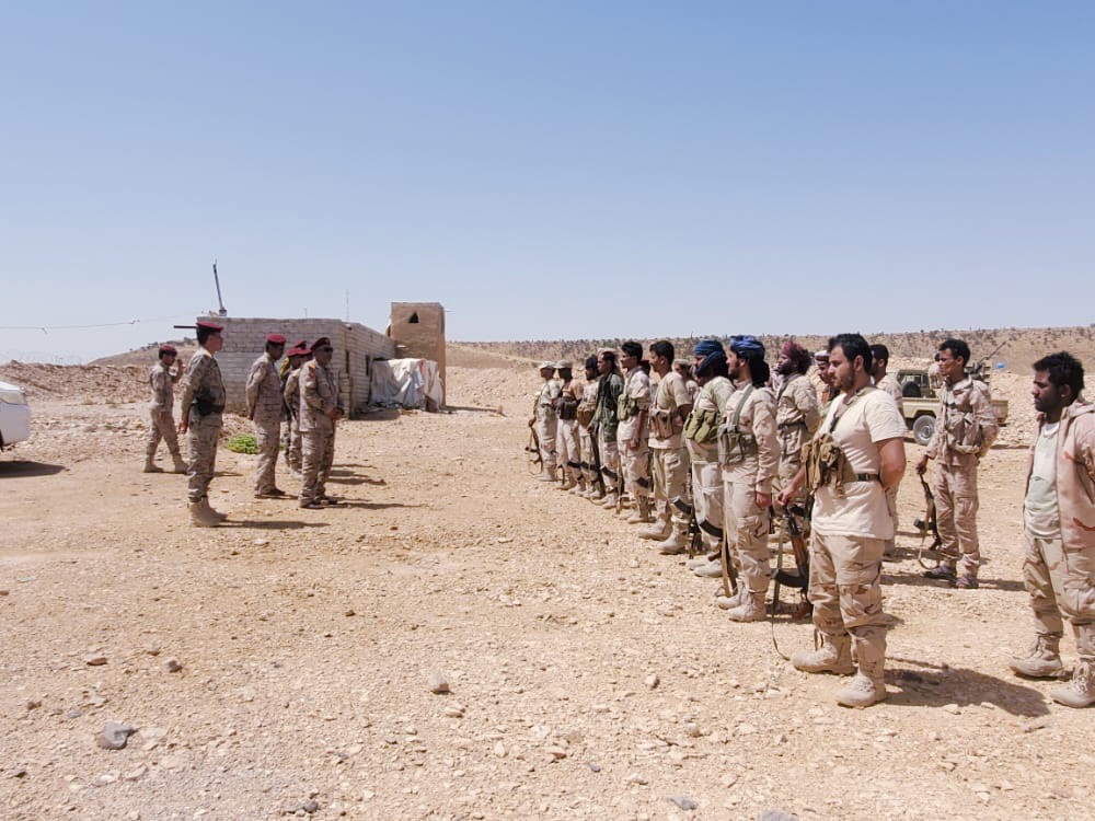 Shibam_Brigade's tweet photo. أركان المنطقة العسكرية الثانية يتفقد لواء شبام ومواقعه العسكرية بمديريتي دوعن والضليعة

خاص : دوعن التوجيه المعنوي - المركز الإعلامي _ لواء شبام :

◽رابط الخبر على الصفحة الرسمية للتوجيه المعنوي المركز الإعلامي لواء شبام: 👇
https://t.co/tOezq9FKi4 https://t.co/aUJj1xlOsC