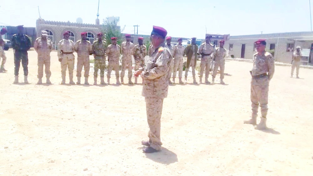 Shibam_Brigade's tweet photo. أركان المنطقة العسكرية الثانية يتفقد لواء شبام ومواقعه العسكرية بمديريتي دوعن والضليعة

خاص : دوعن التوجيه المعنوي - المركز الإعلامي _ لواء شبام :

◽رابط الخبر على الصفحة الرسمية للتوجيه المعنوي المركز الإعلامي لواء شبام: 👇
https://t.co/tOezq9FKi4 https://t.co/aUJj1xlOsC
