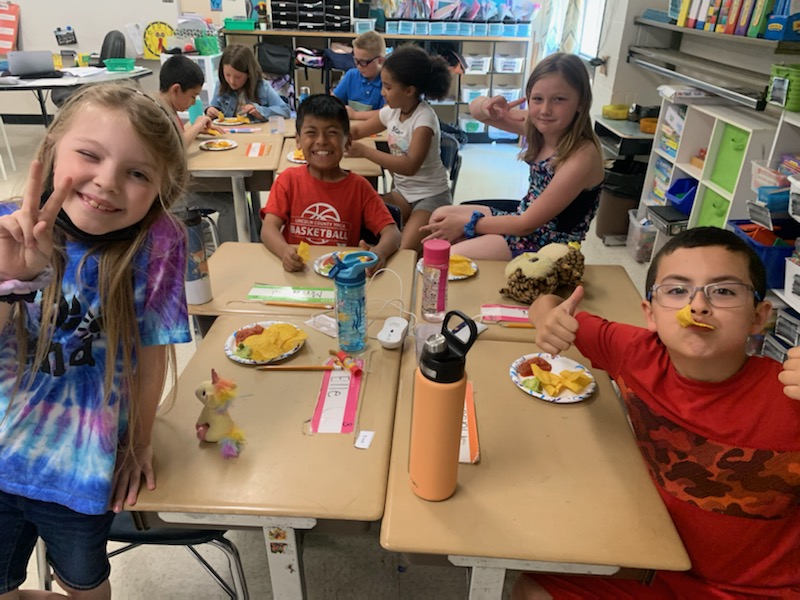 CSES_NC's tweet photo. 2nd grade learned about #CincodeMayo, and ate chips and salsa!
@NC_LCS https://t.co/Crwl3ozmNi