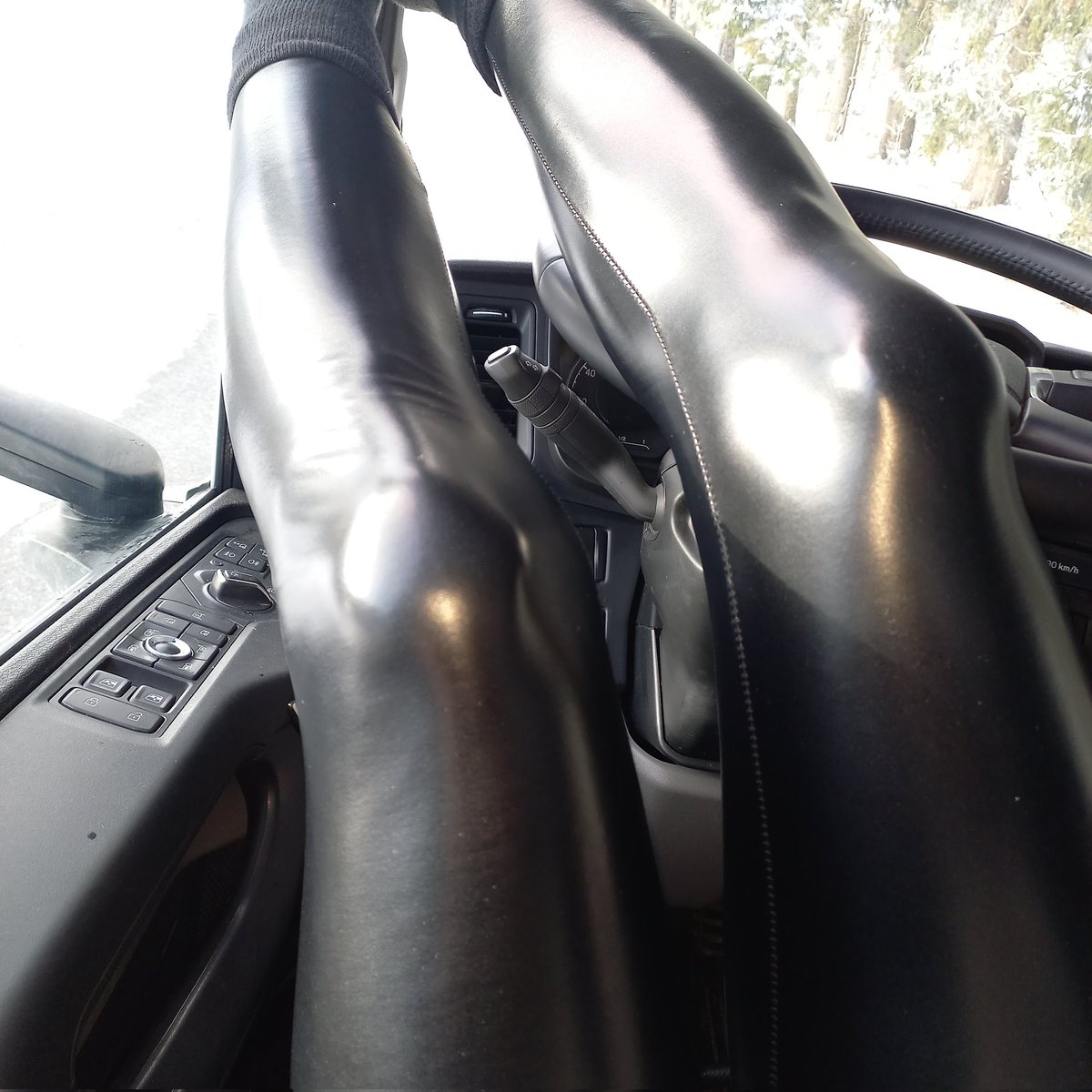 Latexboy20's tweet photo. https://t.co/NpjPdNoB9F