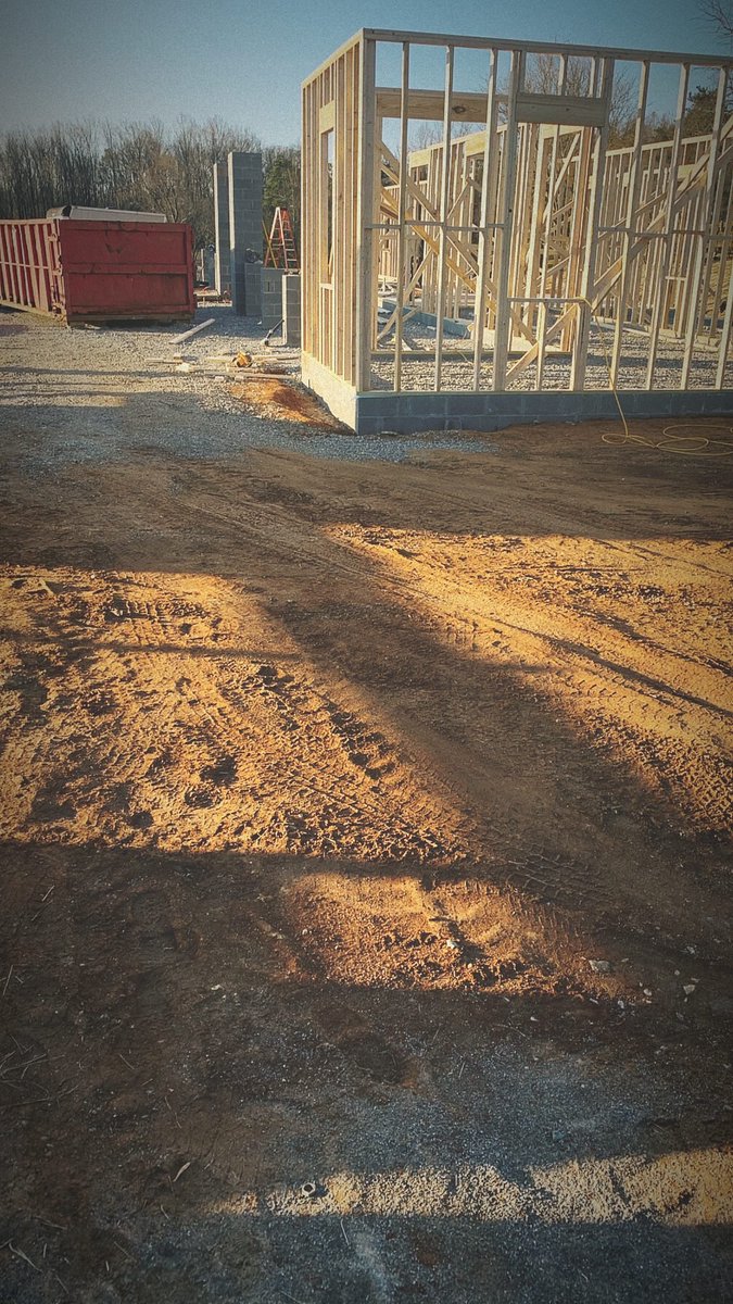 Mike Lowery tweet media