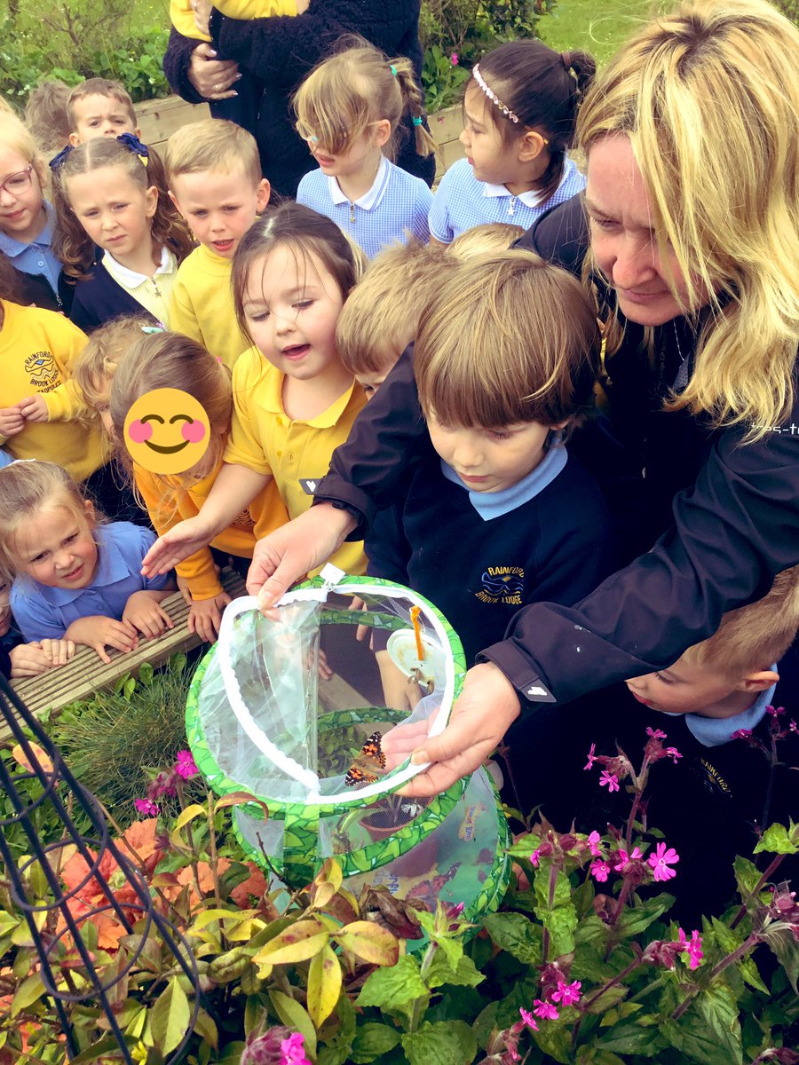 MuganRBL's tweet photo. Today was a sad day as we said goodbye to our wonderful Mrs Parker. She will be sadly missed by us all and especially the children. It’s bye for now and we wish her all the luck in her new venture. #RBL #EYFS https://t.co/nPUY3aVU4j