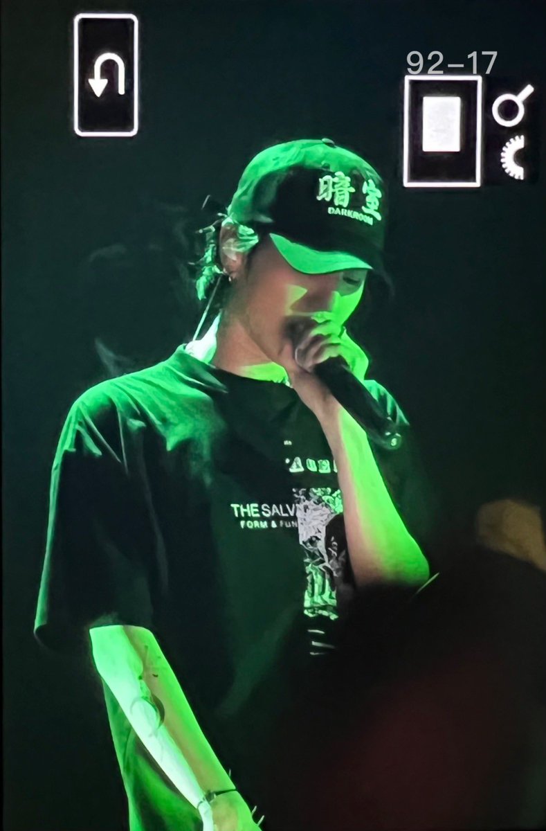 9217_pjykyg's tweet photo. 220505 Berlin
첫 단콘👏🏻👏🏻
@yugyeom #유겸 #YUGYEOM
#YUGYEOMinBerlin
#YUGYEOMmeetsGermany
#YUGYEOMEuropeTour2022 https://t.co/LgvvyOr5df