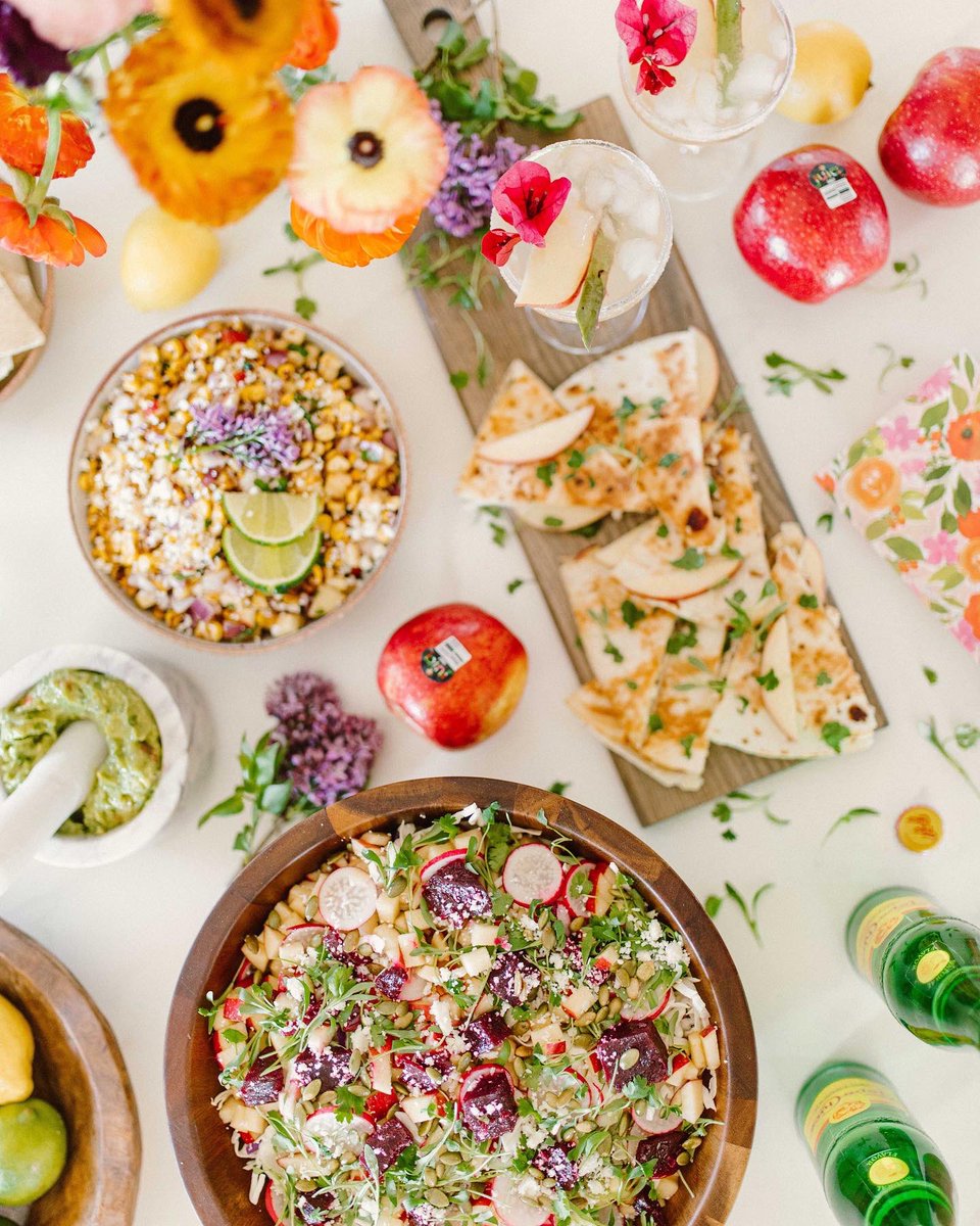 Feliz Cinco de Mayo! We hope your fiesta is a JUICI one! 🎉🍎🌶🌽