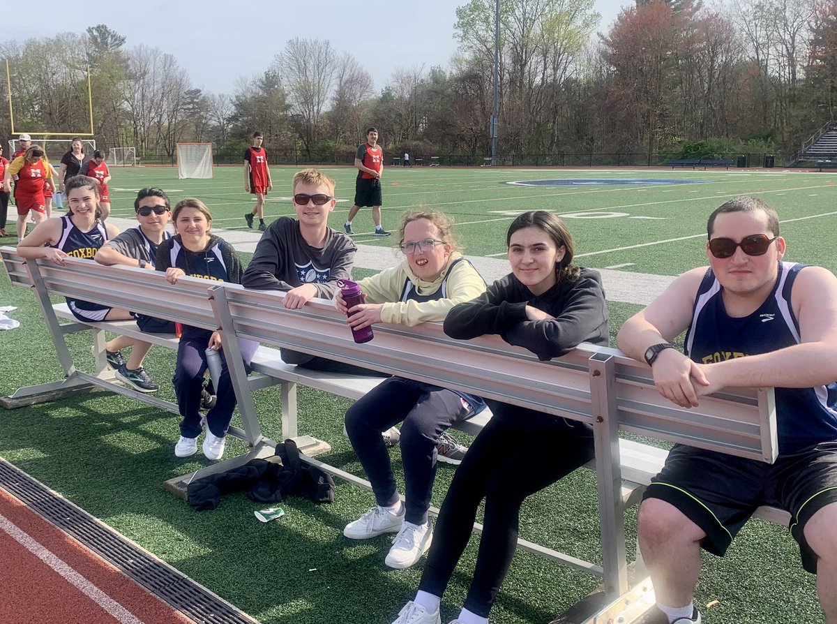 KellyLynchie's tweet photo. Great day for @FoxboroWarrior Unified Track! Go, Warriors! https://t.co/FLtfnkIwuW