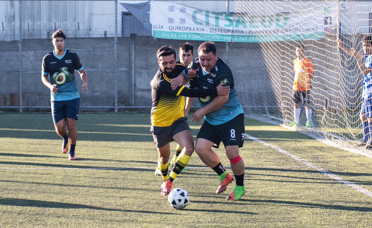 VegaMonumental's tweet photo. Veinticuatro equipos disputarán la Liga de Fútbol 7 de Empresas Vega Monumental 

El torneo busca reunir a las distintas comunidades relacionadas con la empresa:  arrendatarios, colaboradores, vecinos y clientes. https://t.co/D7LqXAh66R