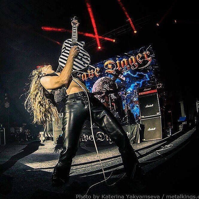 ironfinger's tweet photo. GRAVE DIGGER @ amazon, check out this link: https://t.co/5zBDFPsml7

#axelritt #ironfinger #the_real_ironfinger #framusguitar #pyramidstrings #emgpickups #digitech #koenigundmeyer #ineargermany #zoomgermany #pushkingpedals #spl #shure #loxx #beyerdynami… https://t.co/Hfml6Nm3I5 https://t.co/2NKH6XVZdZ