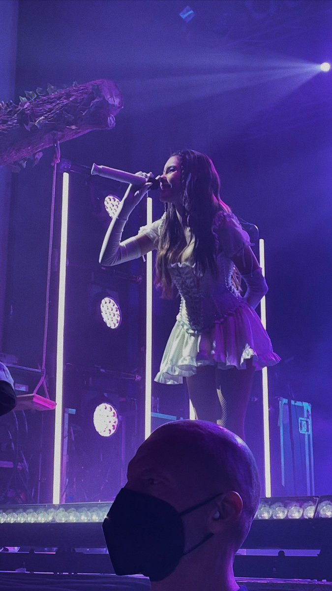 hometolocket's tweet photo. i miss this so much #LSTHanover #LATHannover @madisonbeer https://t.co/8iK5WITMDc