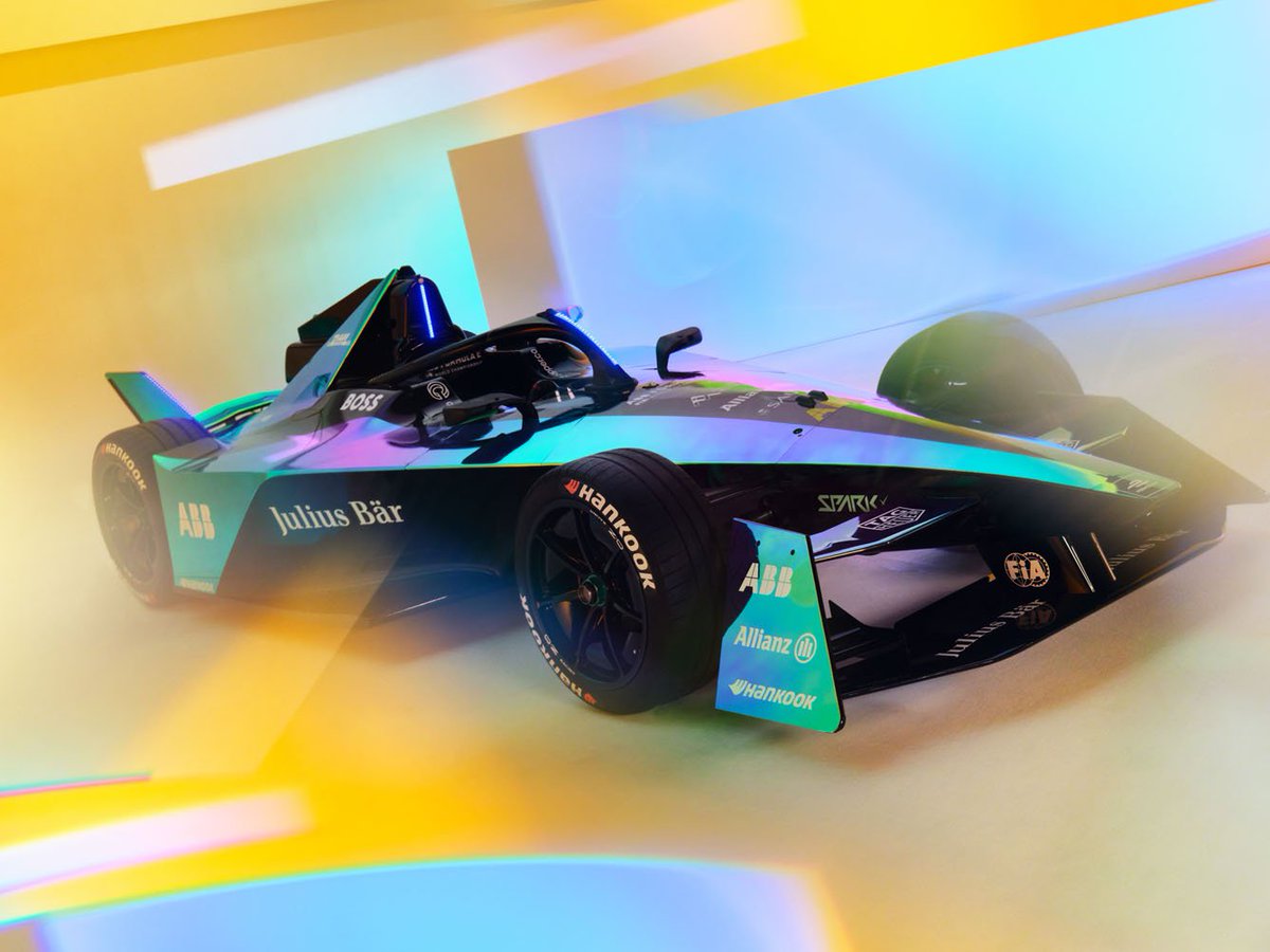 Elektronamic's tweet photo. So with the Gen.3 car being much faster (up to 200 mph) than the current will @FIAFormulaE tracks need to change to accommodate and showcase the additional straight-line speed ?? Any whispers along the paddock @HSouthwellFE @FEAddicts  ? https://t.co/iJa0w6u2YT