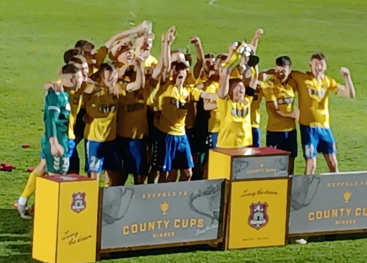 SuffolkFA's tweet photo. The Suffolk Boys' U18 Final | Congratulations to @AFCSudbury
On their 3-2 victory over @IpswichTown tonight.
#SFAcountycups
#AThrivingLocalGame https://t.co/8v1iTqTcje