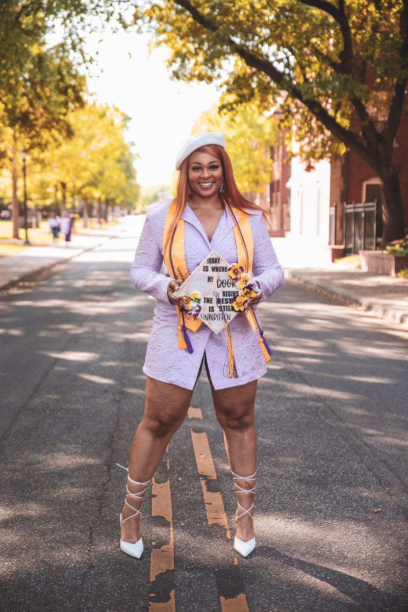 xkaythegreat's tweet image. “Today is where your book begins, the rest is still unwritten”. 

thank you East Carolina. 💜💛 
#ecu22 #firstgengraduate #BlackGirlMagic