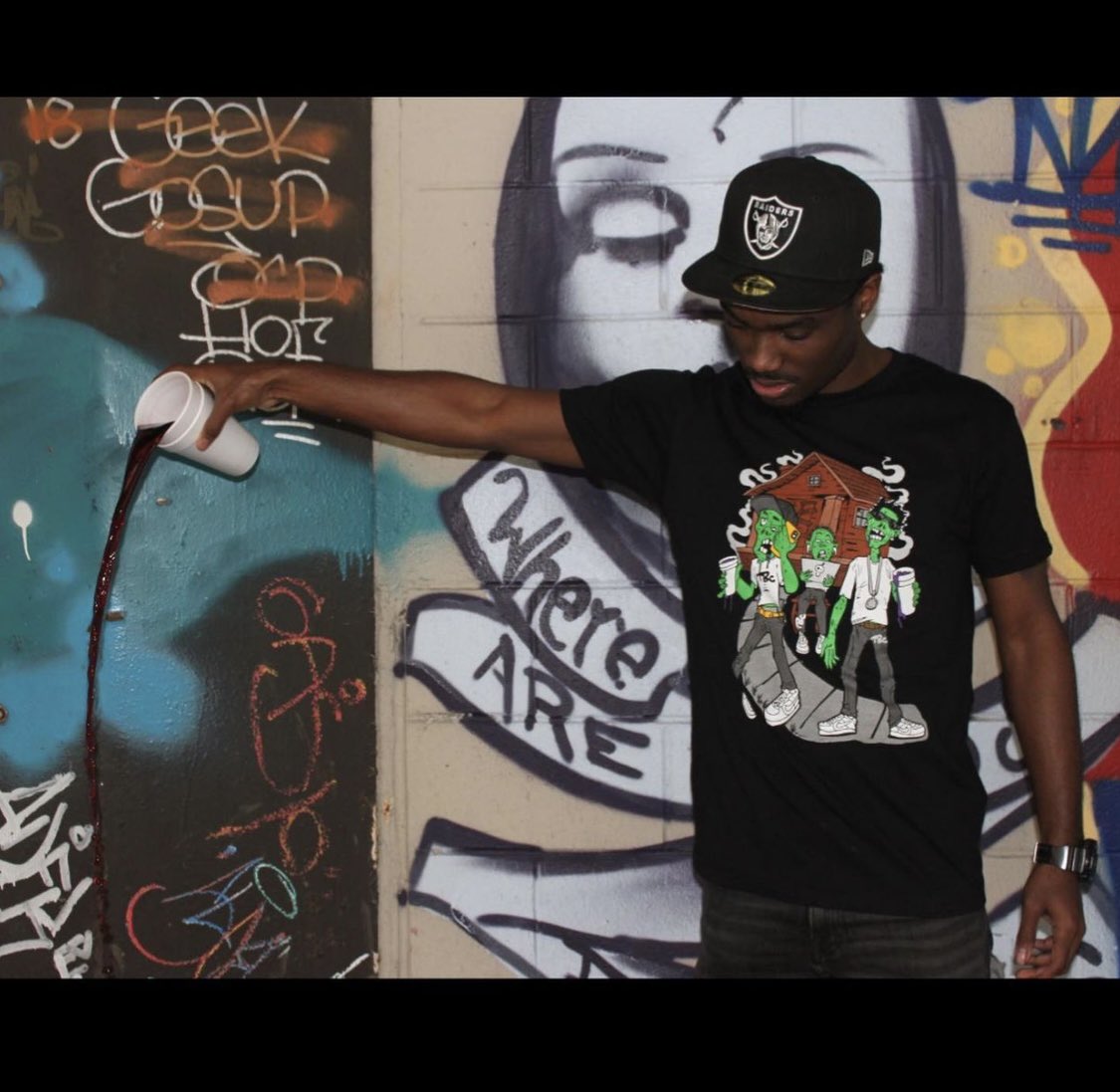 TrapperbyChoice's tweet image. VINTAGE ZOMBIE DROP 🧟‍♂️ A Collection 2 Be Remembered 
#Hoodies #Comingsoon 🥳