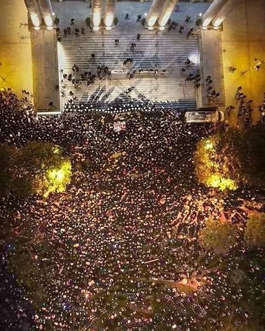 CatholicArena's tweet photo. This is what American men must do this weekend 

In October 2020, a few dozen Polish Catholic men defended their church from a mob of thousands of pro aborts https://t.co/UdKQSKVbY1