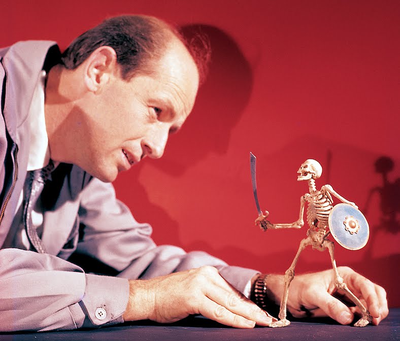 No se puede hablar de esta película sin mencionar a Ray Harryhausen, artífice de estos efectos espec...