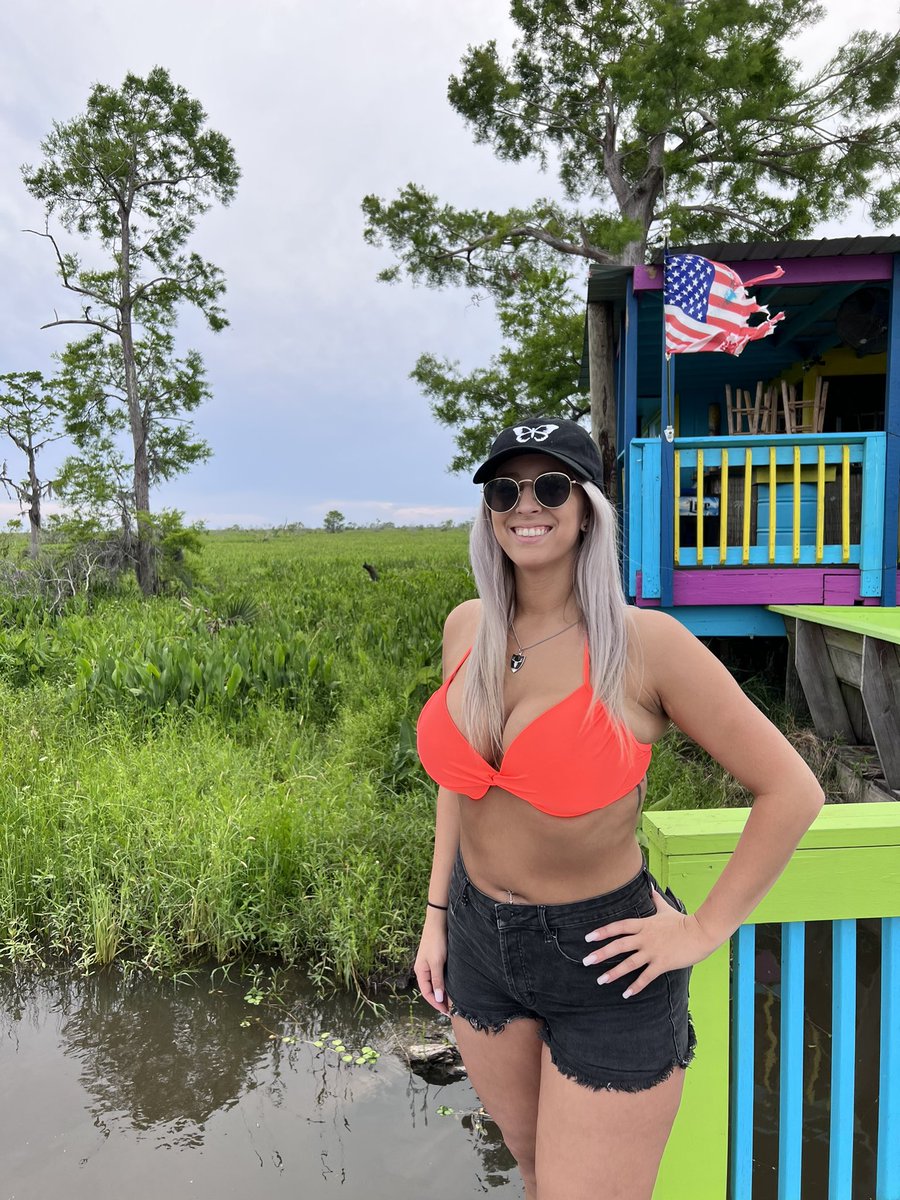 TwinNumber_One's tweet photo. Bayou Life 🐊 https://t.co/fpQ3hEfVK2