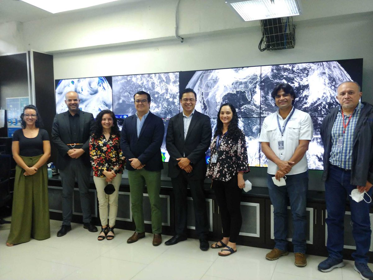restoreforward's tweet photo. Our #PolicyAccelerator team in action!

This week, they are meeting with Minister Fernando Andrés López Larreynaga and @marn_salvador to solve policy bottlenecks. Together, they are developing better ways to pay people to grow trees! https://t.co/HsxtwBS9PJ