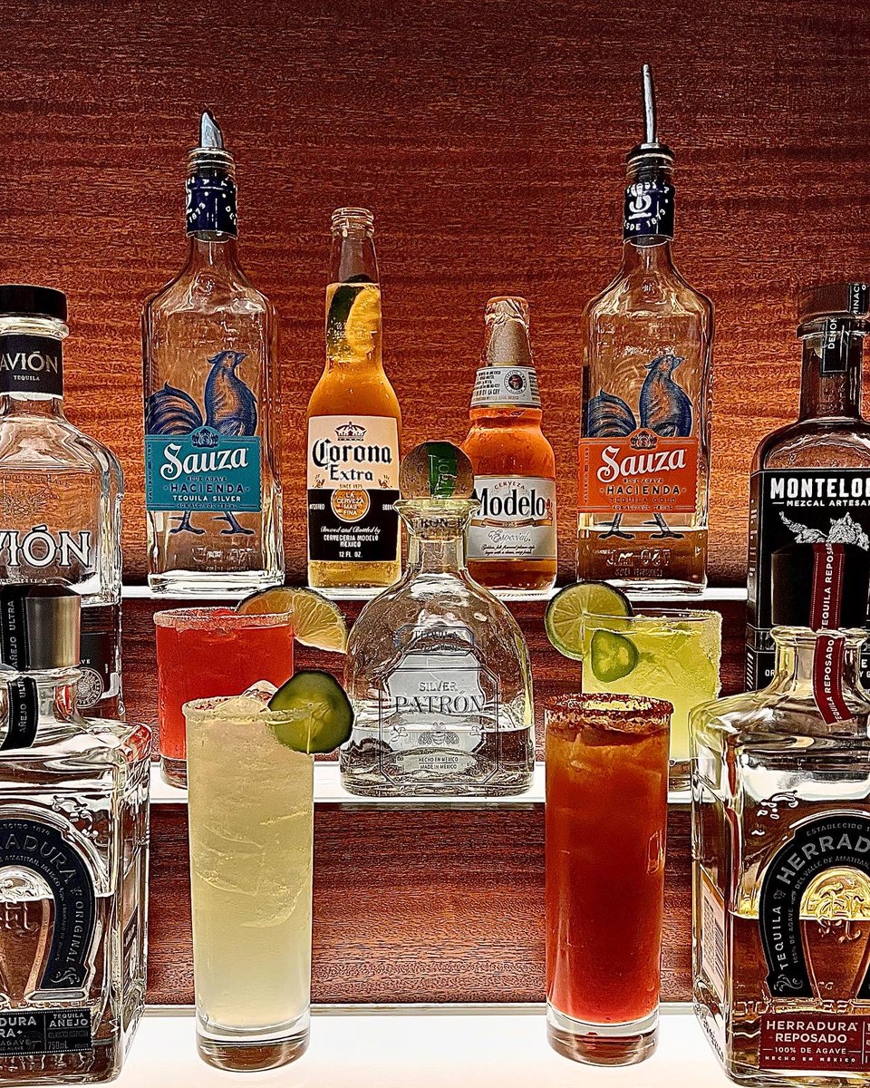MarriottIndyN's tweet photo. Forget Taco Tuesday! Grab some friends for Thirsty Thursday and come visit our Lobby Lounge to celebrate #CincodeMayo https://t.co/qdcXlSo9Ds