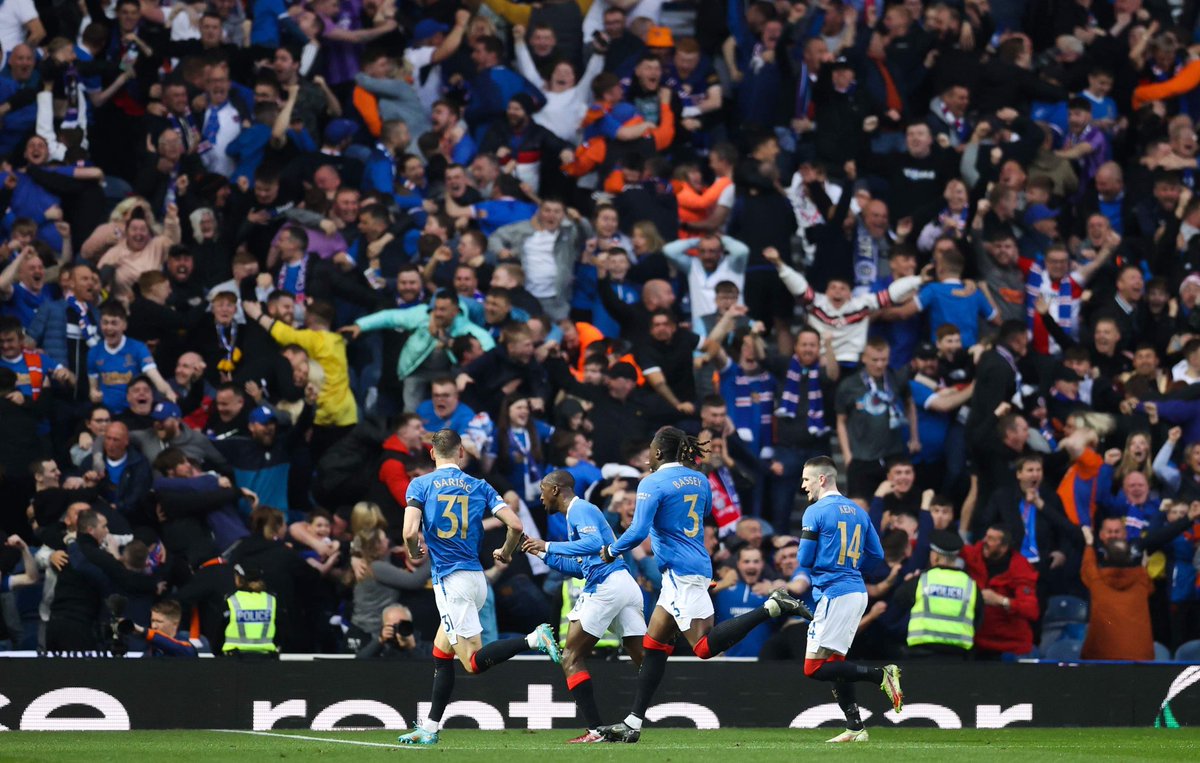 RANGERS HAVE DONE IT, ABSOLUTE SCENES AT IBROX! 😍 

They've beaten Dortmund, Braga and Leipzig on their way to the final. Incredible! 👏